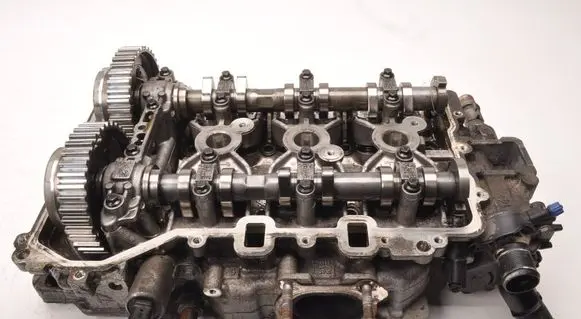 Peugeot 2008 I Engine head 9671708880
