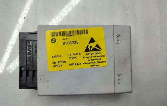 BMW 5 E60 E61 Center console control module 9183233