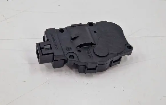 Mini One - Cooper F56 F55 Air flap motor/actuator 412650750