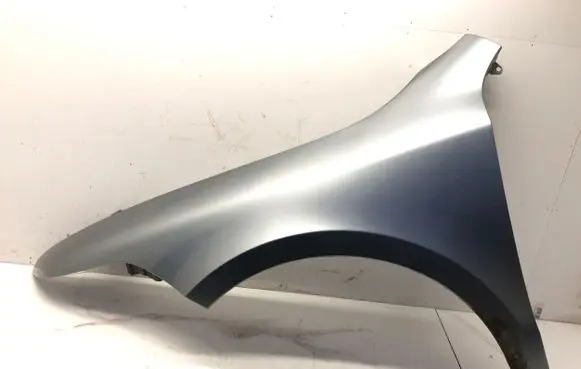 Skoda Superb B6 (3T) Fender