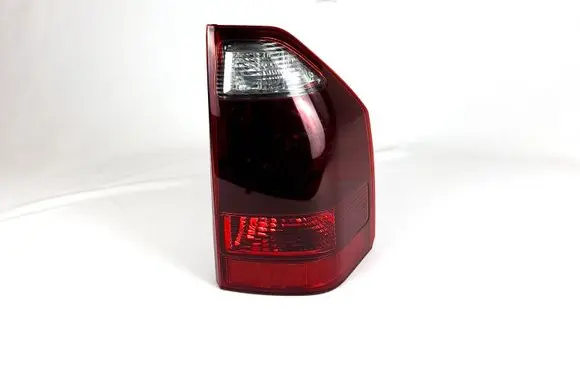 Mitsubishi Pajero Rear/tail lights p3157