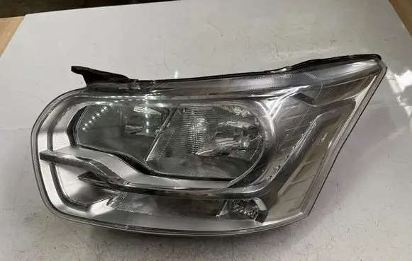 Ford Transit Headlight/headlamp BK3113W030AF