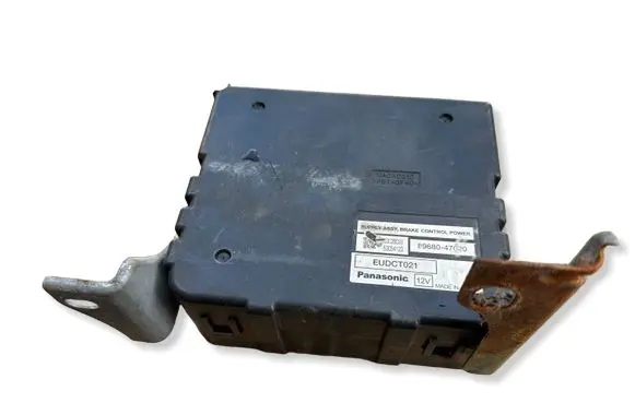 Toyota Prius (XW20) Brake system control unit/module 8968047020 UACA0210 53C2B028