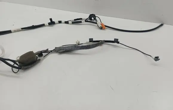 Citroen C5 Aircross Tailgate/trunk wiring harness 9831274180