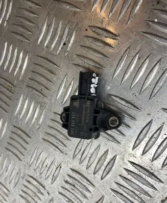 Audi A3 S3 8P Airbag deployment crash/impact sensor 8P0955557