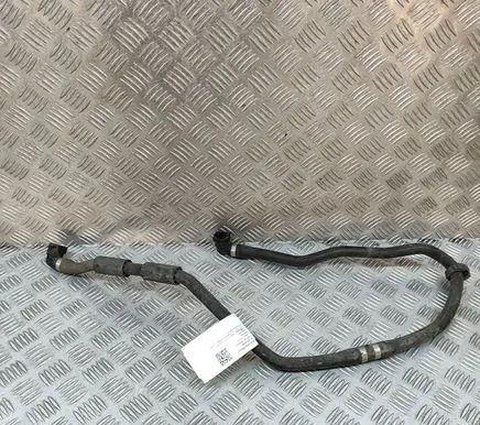 BMW 4 F32 F33 Engine coolant pipe/hose 8507246