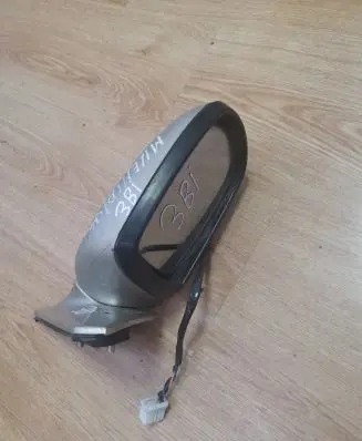 Mazda Millenia Front door electric wing mirror 011548 024897