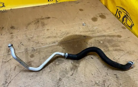 Renault Megane IV Engine coolant pipe/hose 924007887R