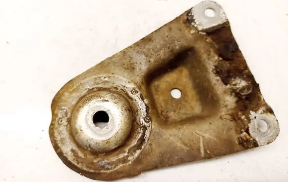 Audi A4 S4 B5 8D Engine mounting bracket 8d0399541b