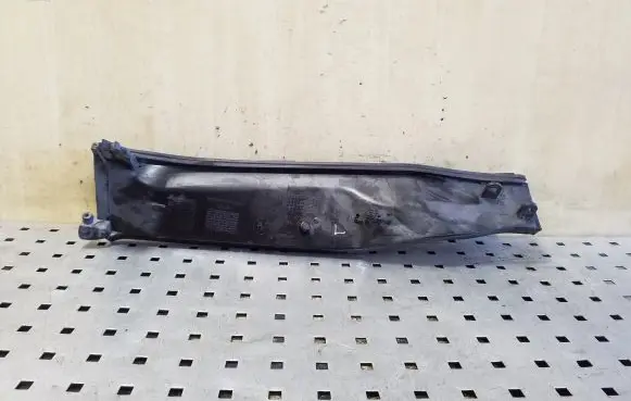 BMW X1 E84 Other engine bay part 64316925973 6925973