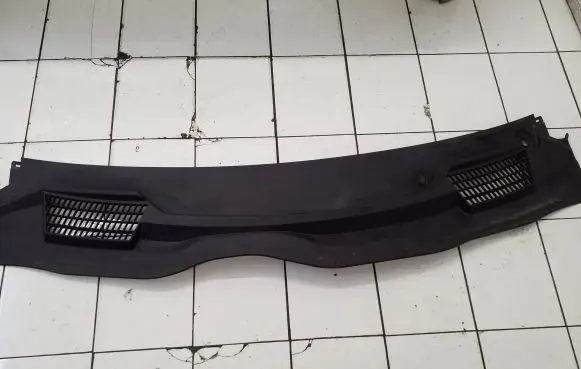 Mercedes-Benz Vito Viano W447 Wiper trim A4478301801