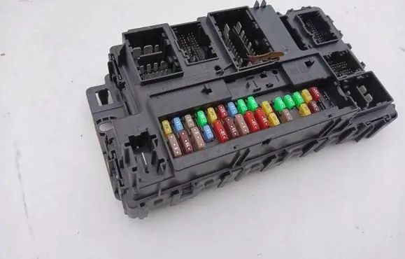 Ford Galaxy Fuse module 15603