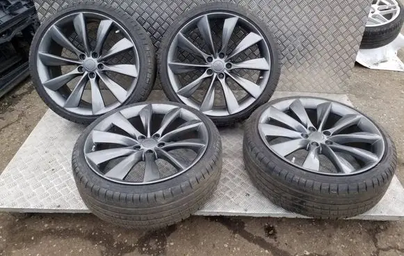Tesla Model S R21 alloy rim 600586800E 600586801E