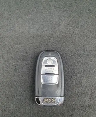 Audi A4 S4 B8 8K Ignition key/card 8T0959754D