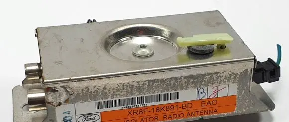 Jaguar S-Type Aerial antenna amplifier XR8F-18K891-BD