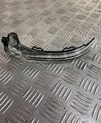 Audi A4 S4 B8 8K Mirror indicator light 8W0949101