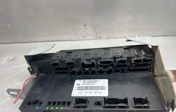 Mercedes-Benz E W211 Fuse module 2115455301