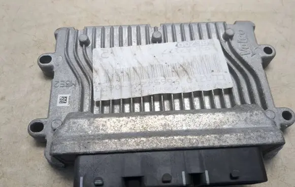 Peugeot 3008 I Engine control unit/module 9665424480 215865398A 9651696680
