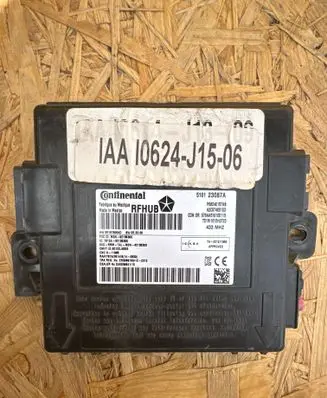 Dodge Durango Keyless (KESSY) go control unit/module P68240157AB