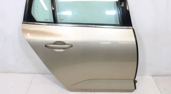 Renault Megane IV Rear door