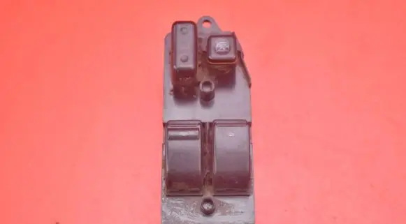 Toyota Corolla E120 E130 Electric window control switch 84820-02111