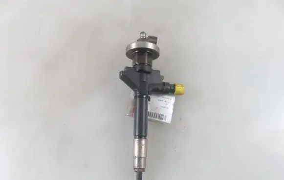 Mazda 6 Fuel injector 13H50B