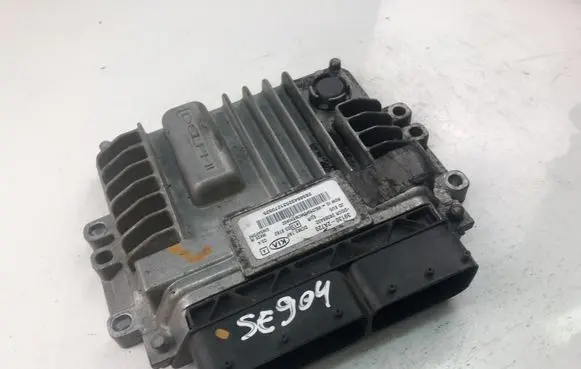 KIA Ceed Engine control unit/module 391302A720