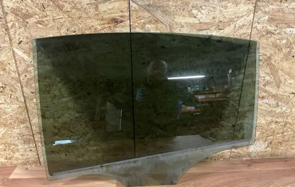 Opel Insignia A Rear door window glass DOT747M540AS2 E000090 43R000055