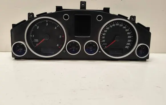 Volkswagen Touareg I Speedometer (instrument cluster) 7L6920870S 0251055510