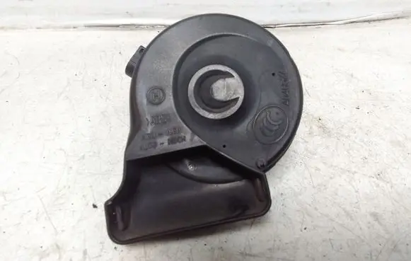 Volkswagen PASSAT B7 Horn signal 7N0951223A A046522 0055307
