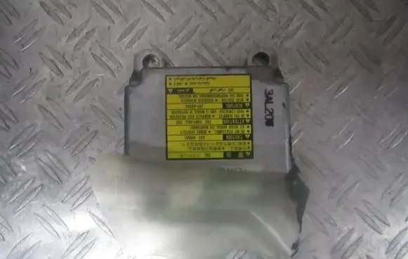 Toyota RAV 4 (XA20) Airbag control unit/module 8917042090 89170-42090