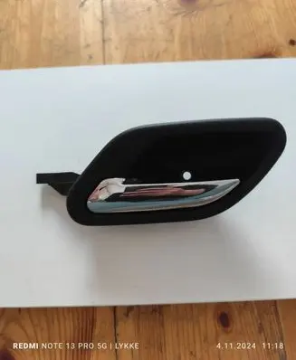 BMW 5 E39 Rear door interior handle 8226049