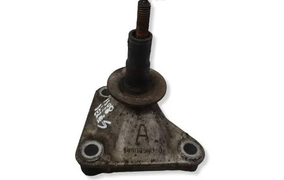 Peugeot 806 Gearbox mounting bracket 1480854080