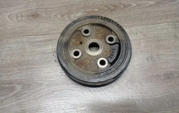Volvo S60 Crankshaft pulley 30637335