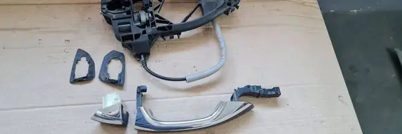 Front door interior handle