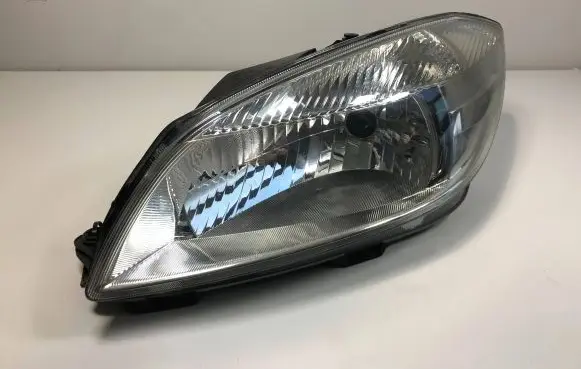 Skoda Fabia Mk2 (5J) Headlight/headlamp 17368801