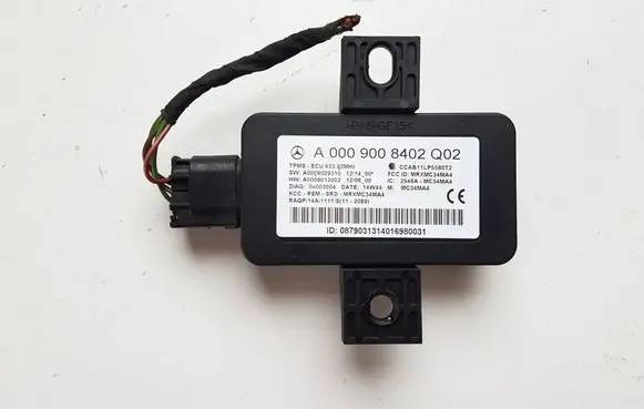 Mercedes-Benz A W176 Tire pressure control unit A0009008402