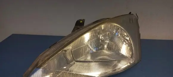 Ford Focus Headlight/headlamp XS4X13006