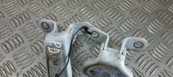 Toyota Corolla Cross Front door hinge set