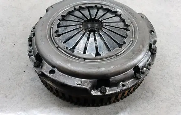KIA Ceed Dual mass flywheel 3000950504