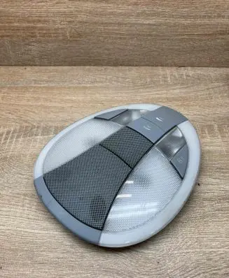 Mercedes-Benz E W211 Front seat light A2118206701 2JM008257