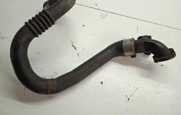 Renault Megane III Air intake duct part 144600003R