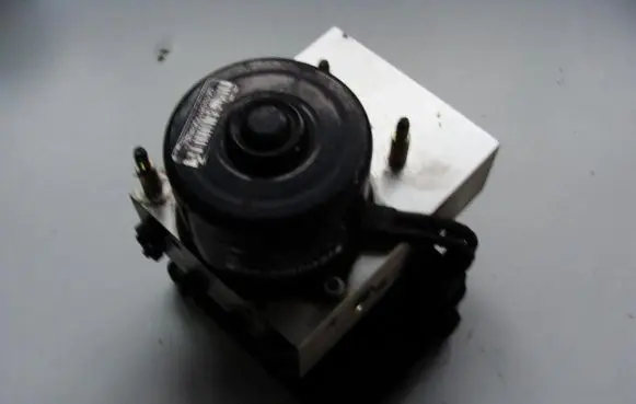 Volkswagen Sharan ABS Pump 7M0614111Q