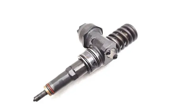 Volkswagen Golf V Fuel injector 038130073BN 0414720313