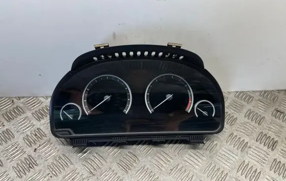 BMW 7 F01 F02 F03 F04 Speedometer (instrument cluster) 9249578 0263688105