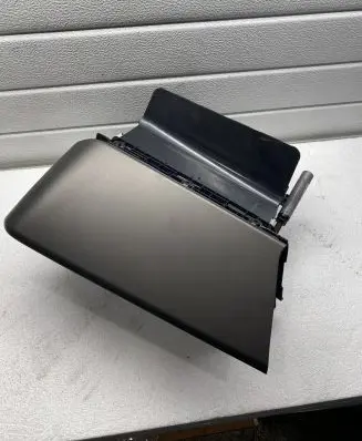 BMW i3 Glove box 72758410 72754810