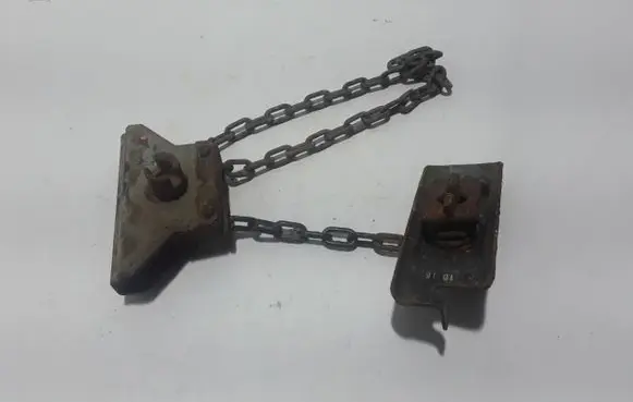 Ford Ranger Spare wheel mounting bracket 1723409