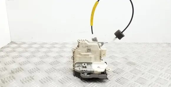 Audi Q5 SQ5 Front door lock 8J1937016D