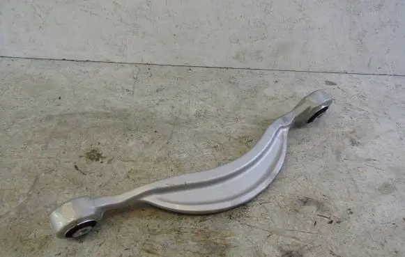 Audi Q7 4M Rear control arm 4M0501531