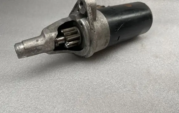 Audi A4 S4 B6 8E 8H Starter motor 059911023H